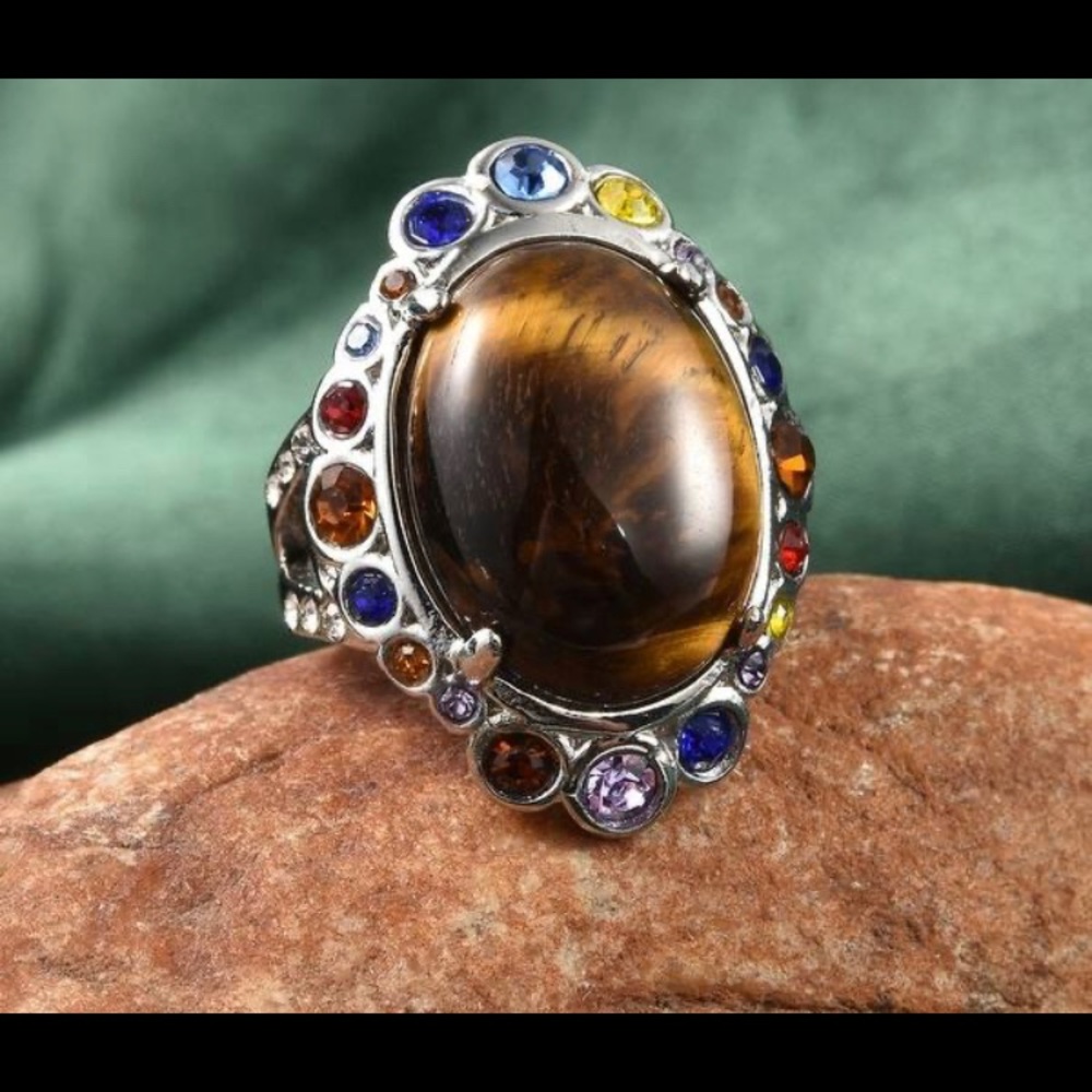 🛍️Halo Ring Multi Color Crystal Size 8 Ct 20